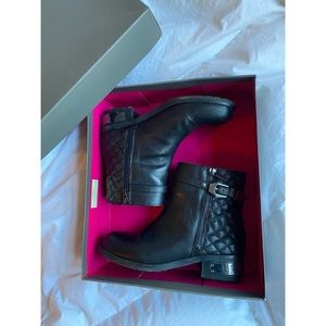 Vince Camuto black booties Size US 6.5 comes with box